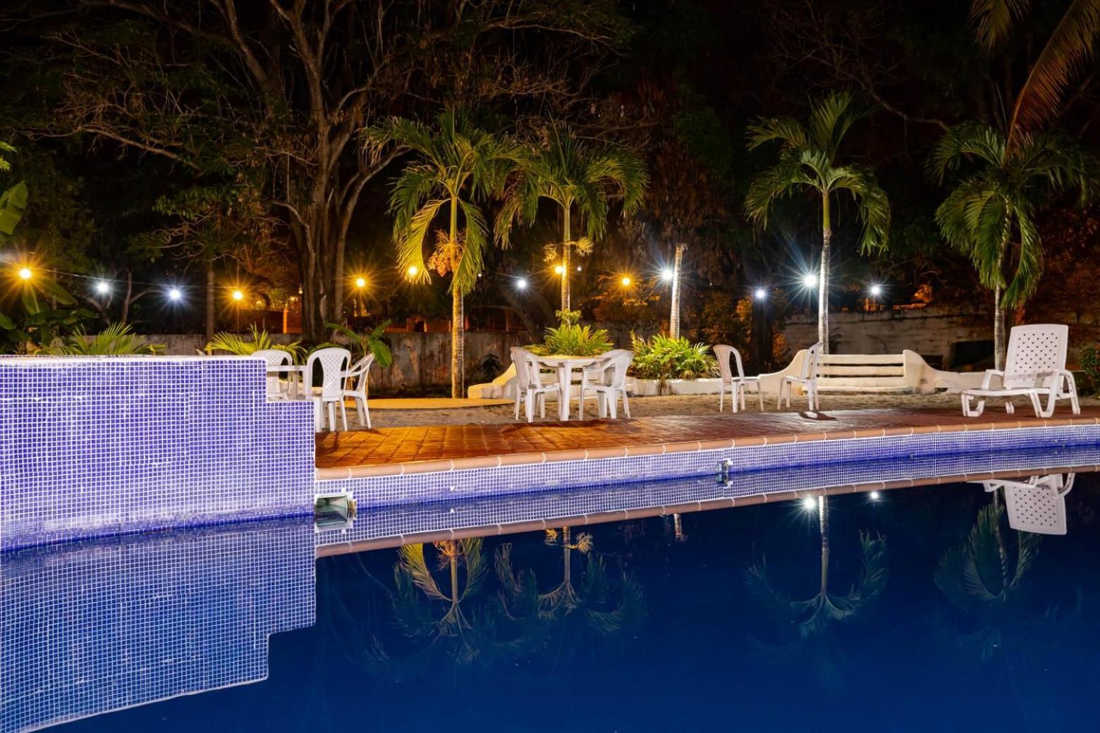 Mia Nueva Gorgona Hotel Exterior foto